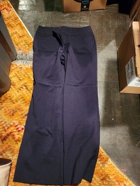 Apt. 9 Woman's Black Flat-Front Dress Pants